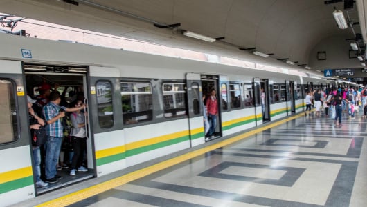 EL METRO MEJORA SUS FRECUENCIAS DE SERVICIO