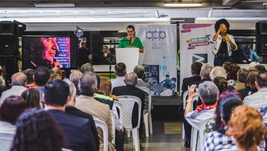 Belisario Betancur, el literato eclipsado, viaja en el Metro de Medellín