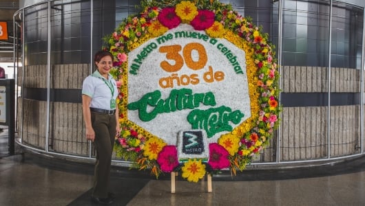 Compártenos una foto junto a nuestra silleta y podrás recibir un obsequio de la marca Metro